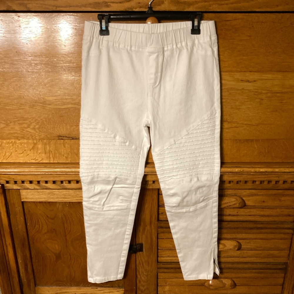 Umgee High Waist Skinny Stretch Moto Pant with Side Zips and Back Pockets
